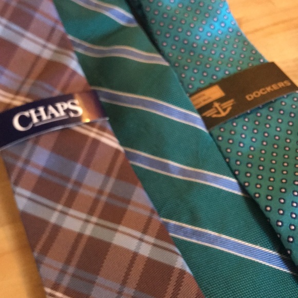 Sharp tie bundle! - Picture 7 of 8